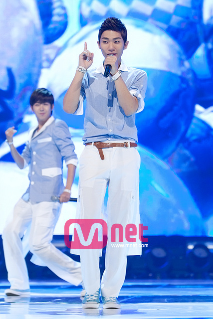 [PERF] Mnet M CountDown Official pictures Tumblr_lon3kshmzh1qebqc0o1_500