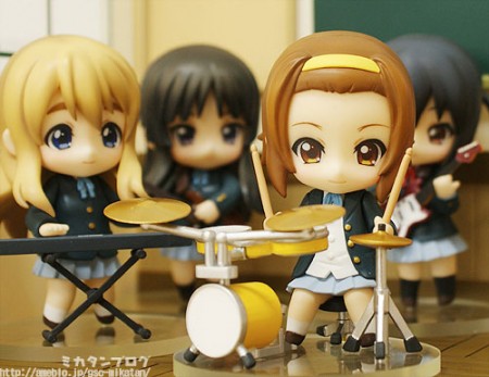 Preview : Nendoroid Puchi K-ON! SET Nenpuchi-k-on-08-450x347