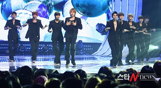 [NEWS] 110714 ZE:A @ Mcountdown 346985228