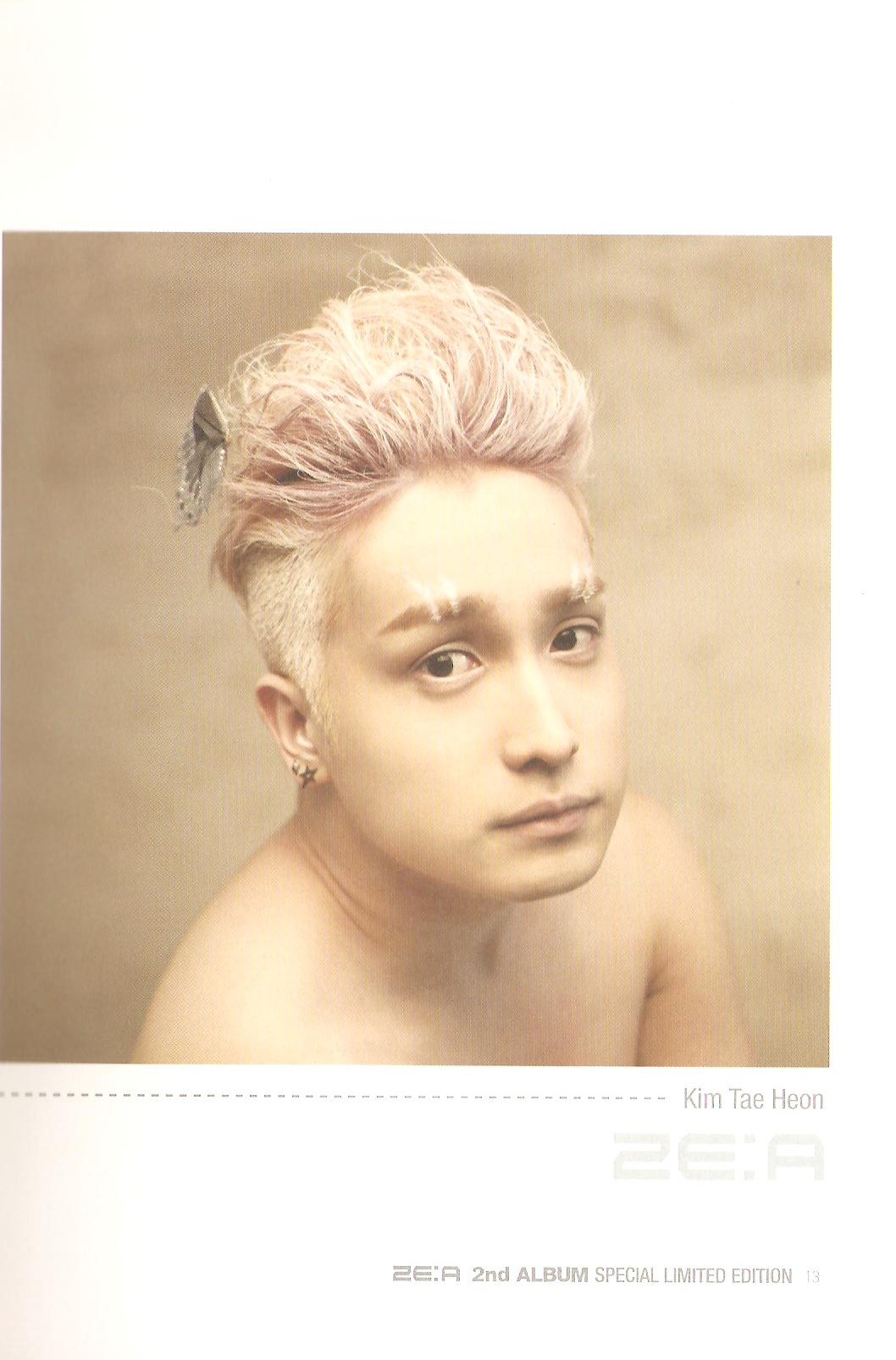 [SCAN]  ZE:A SPECTACULAR  Tumblr_m8t0kxgbnh1ru1c9uo1_1280