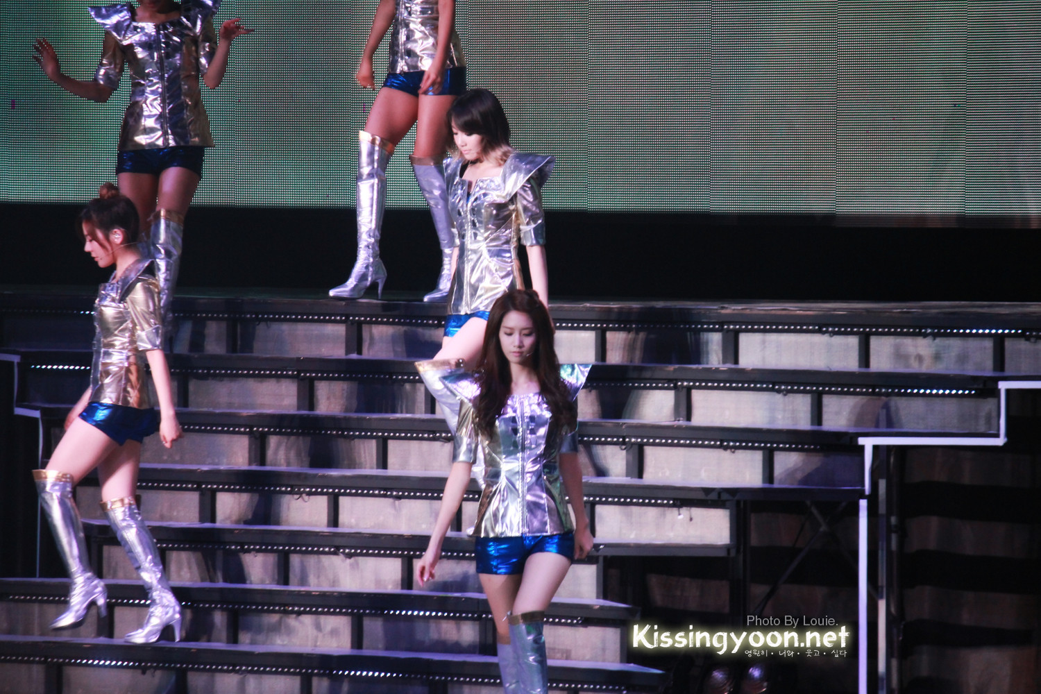 ♥  [CAP] 110910 YOONA @ 2011 Girls' Generation Tour in Taiwan ♥ Fyjbg