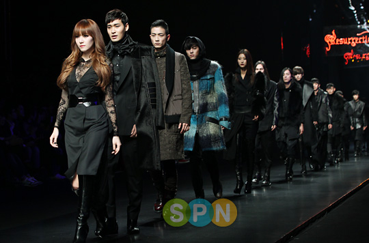 Part2	 เจสสิก้า (Jessica) แห่ง โซนยอชิแด เดินแฟชั่นโชว์ในงาน '2011 F/W SEOUL FASHION WEEK' Qh022