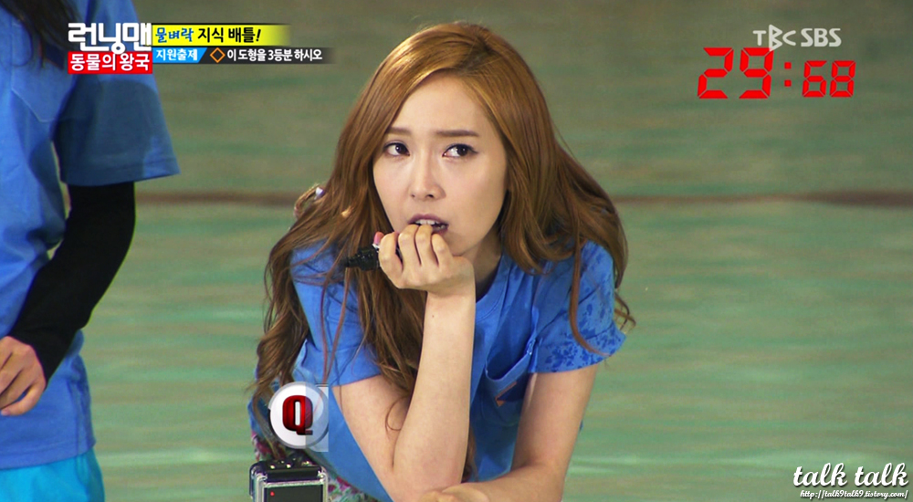 [CAPS] 130414 Jessica @ Running Man ; Talk Talk (26 pics) Eb9fb0eb8b9dec8bb4-15