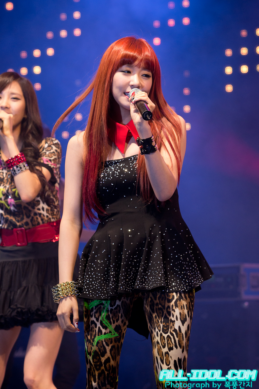 [PERF][19-05-2012] TaeTiSeo || Sungkyunkwan University Festival  Dsc07538