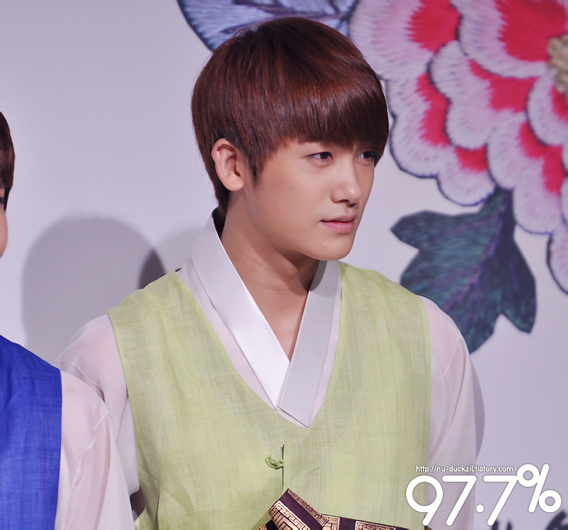 [OTHER] 110816 Hanbok Fashion Show Dsc_5781