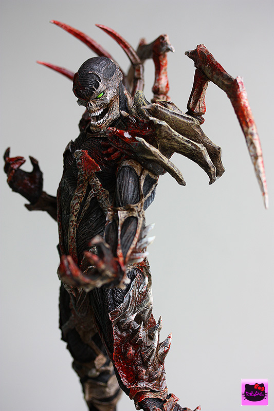 [McFarlane Toys] Collector Club Exclusive: Curse of Spawn Resin Statue 47p22