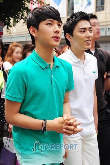 [EVENT] 120623 ZE:A Fighting project, Myeongdong 6jwm1