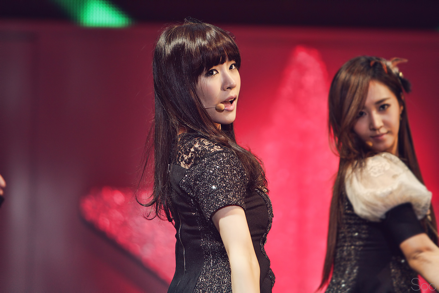  [CAP] 2011.11.25 Tiffany en el "Jam Concert ReBorn" Img_04987