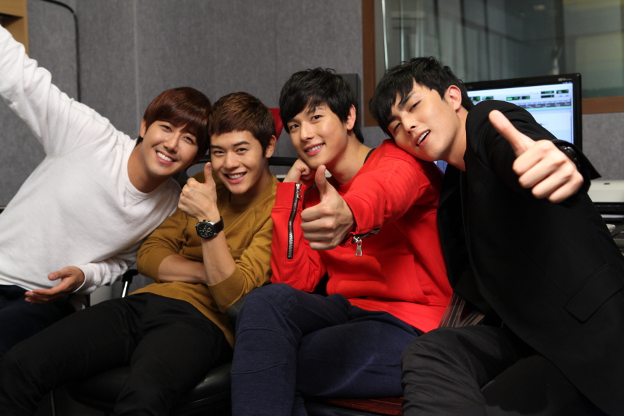 [OFFICIAL] 121221 ZEA @ ilovekoreanfood.net 1888496920_bsoed2ha_7