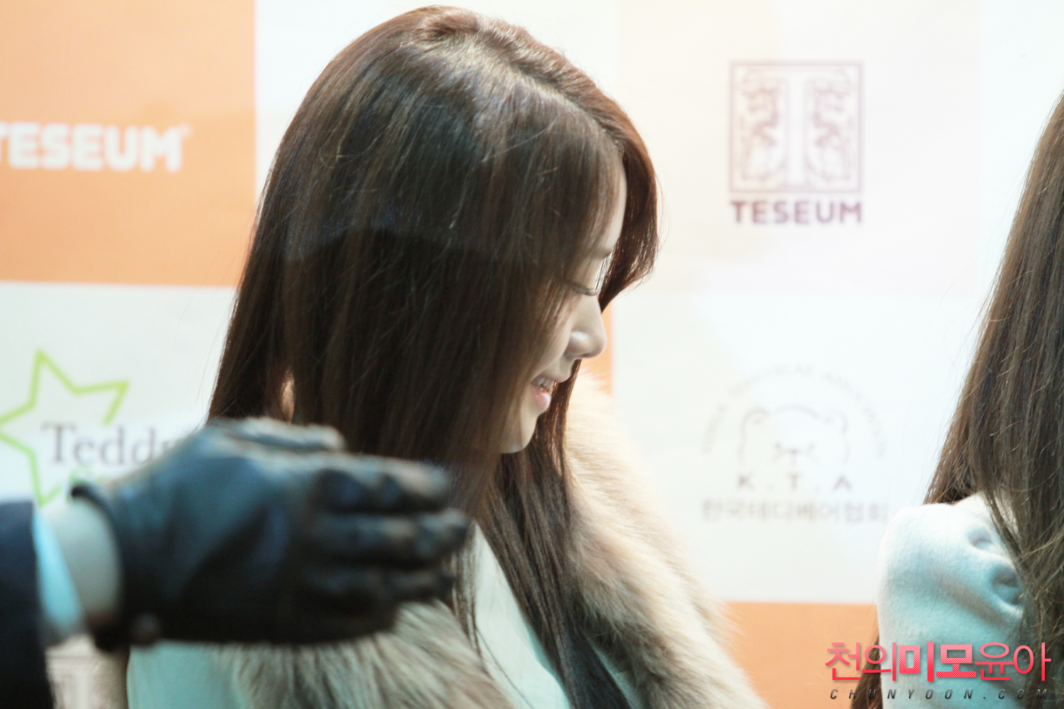 [CAPS] Yoongie  The 4th Seoul Doll Fair 2011 22x05