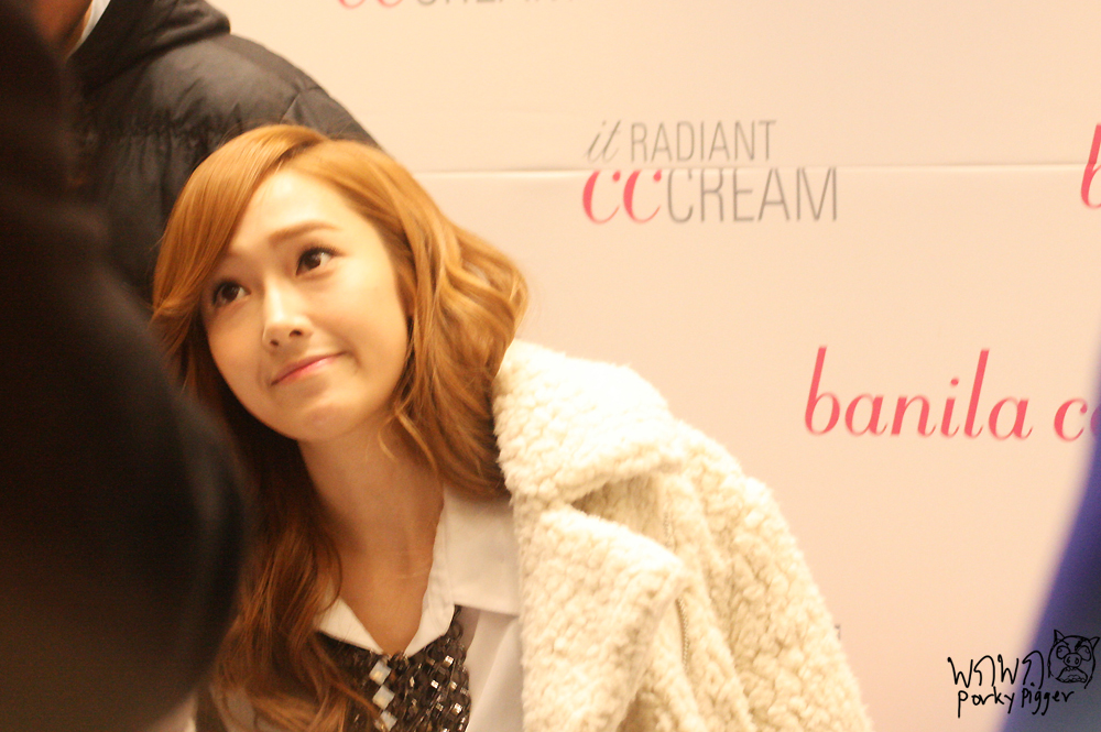 [PIC][12-02-2013]Jessica xuất hiện tại sự kiện "Banila Co Beauty Talk" vào chiều nay Img_4494