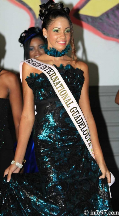 Marie Vaïtilingon (GUADELOUPE 2013) Miss-inter-part2-14-la