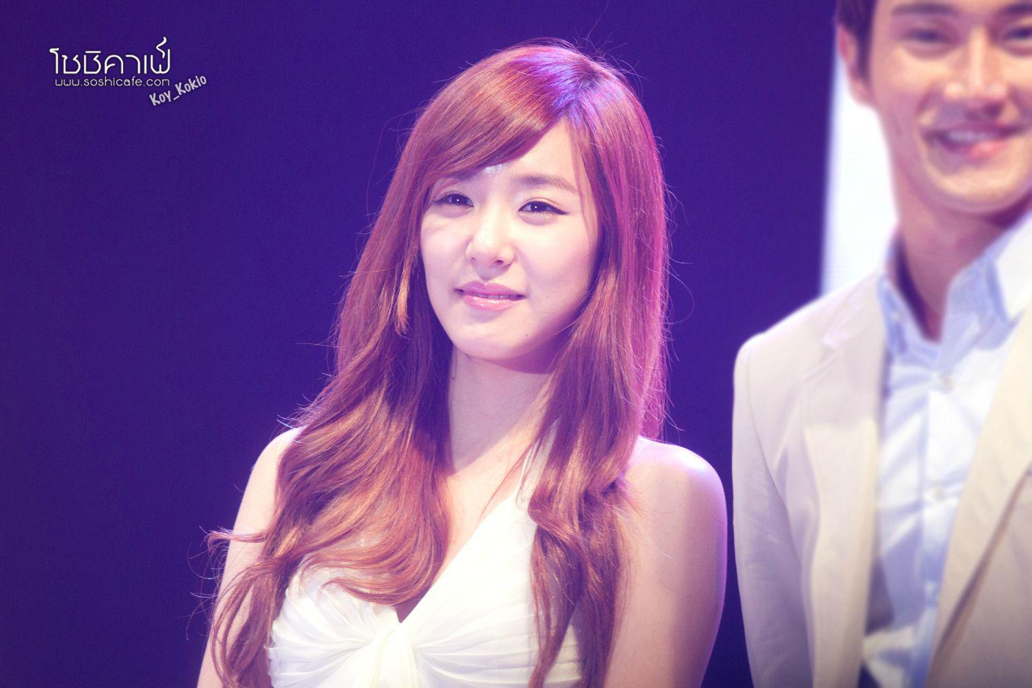 [PICS][09.08.12] SNSD's Tiffany xinh đẹp trong buổi họp fan Miracle Day C81gr