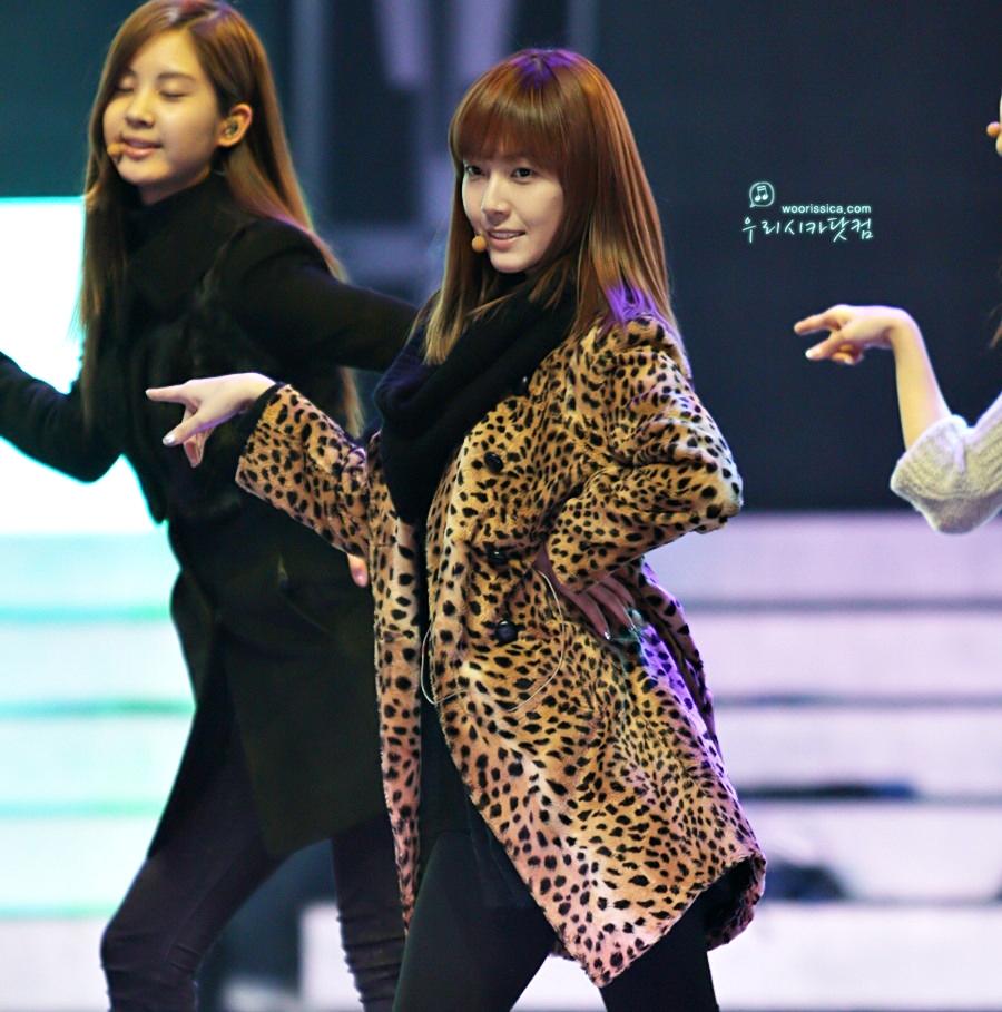 [Moment] Leopard jacket couple Img2083q