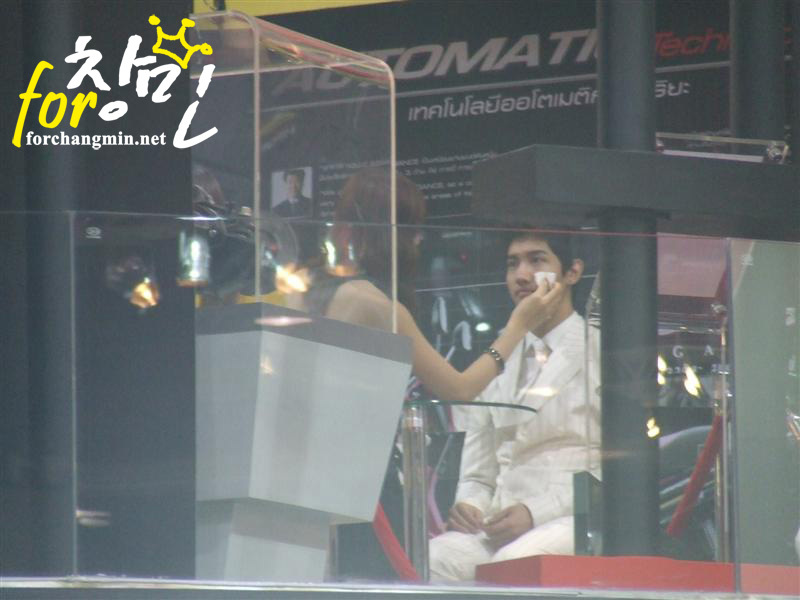 [Pics] Changmin @ Yamaha Motorshow Thailand 21610