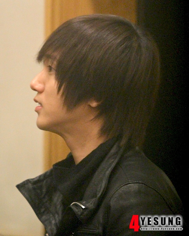 [Pic] 110105 Yesung special DJ @ Sukira:10P Img_9092