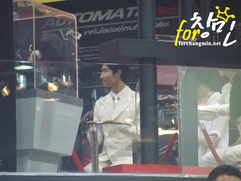 [Pics] Changmin @ Yamaha Motorshow Thailand Dscf0296