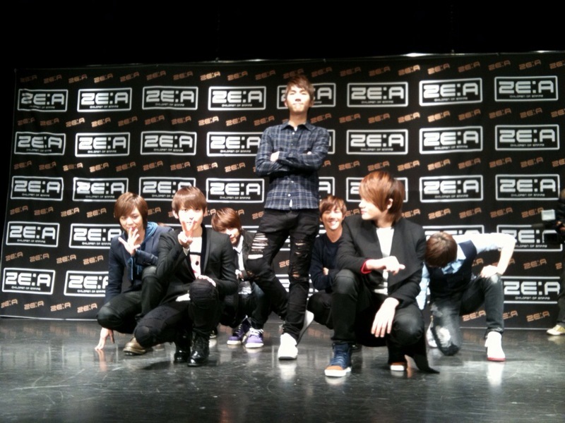 [OFFICIAL] 110108 ZE:A JAPAN BLOG Updates O0800060010969932520