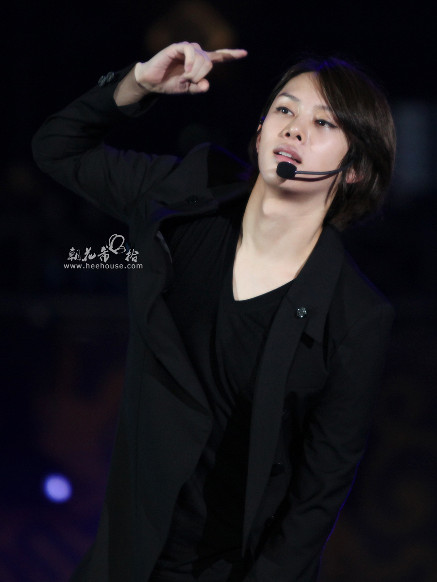 Super Junior  [Official + Fantaken] 11/09/10 SMTown Concert in Shanghai 1897302_996538_ae7593e8f5_o