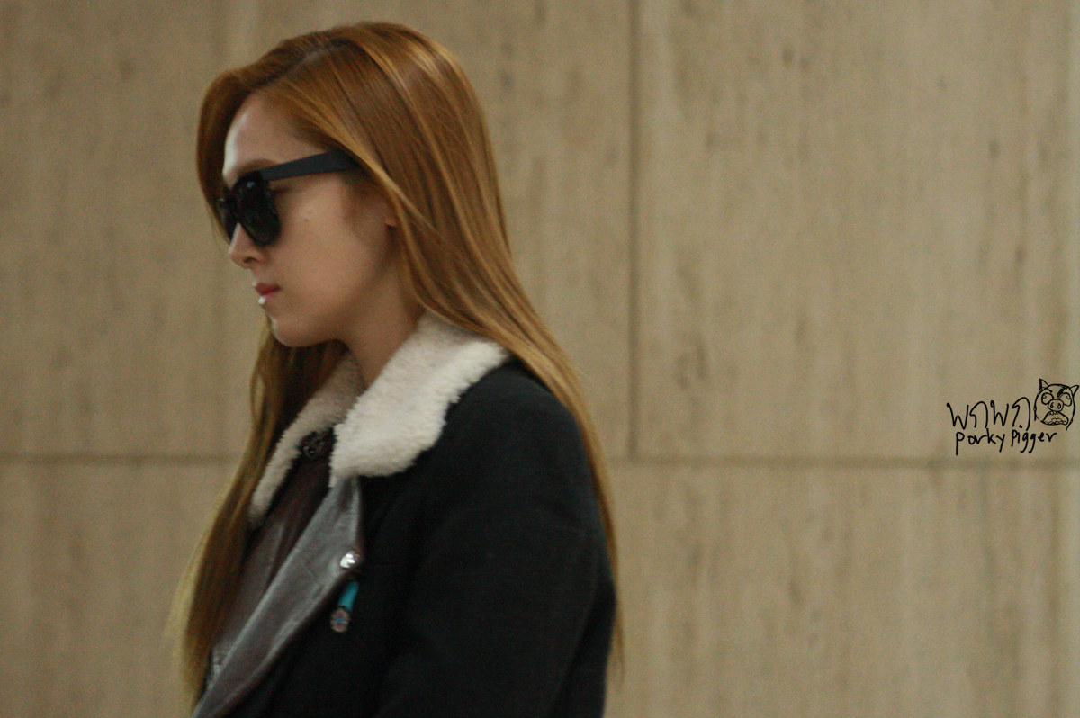 [PIC][19-02-2013]Jessica trở về Hàn Quốc vào trưa nay Img_5283