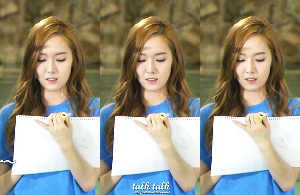 [CAPS] 130414 Jessica @ Running Man ; Talk Talk (26 pics) Eb9fb0eb8b9dec8bb4-10