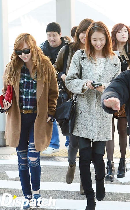 [PICS/FANTAKEN][22/11/2012]SNSD @Airport to Singapore Dispatch_022