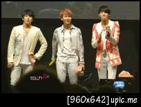 [OTHER] 121110 ZEA showcase in Malaysia(2) 262026_502841283068234_38103696_n