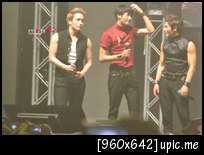 [OTHER] 121110 ZEA showcase in Malaysia(2) 399241_504268556258840_603709215_n