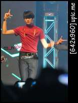 [OTHER] 121110 ZEA showcase in Malaysia(2) 68035_504271852925177_1968126507_n