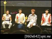 [OTHER] 121110 ZEA showcase in Malaysia(2) 575110_502842269734802_305022410_n