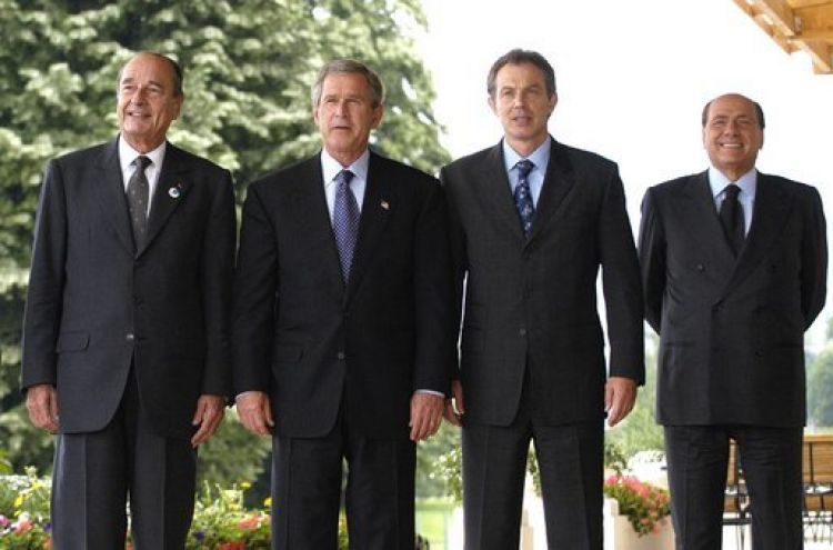 Guerre des étoiles Chirac_Bush_Blair_Berlusconi