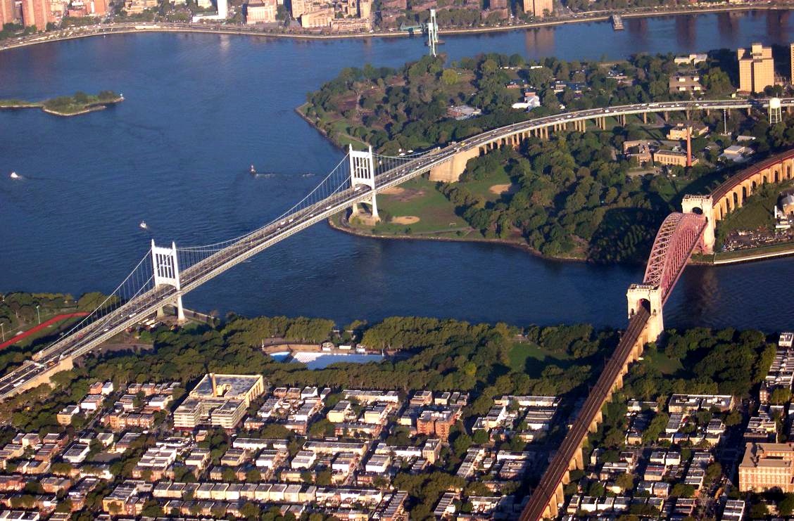 Part 14 / 1 Hell_Gate_and_Triborough_Bridges_New_York_City_Queens