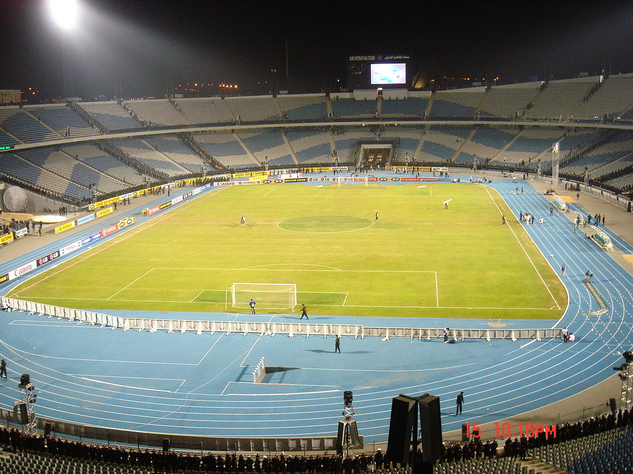 القاهرة فى صور Cairo_International_Stadium