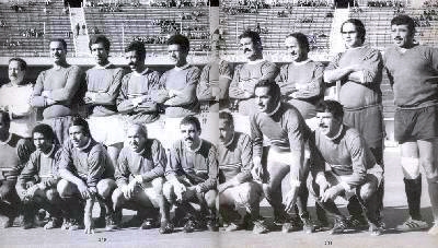 النواة الأولى (بداية الحلم) Jubilee_FLN_soccer_team_1974