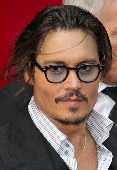 Os actores da minha vida .........que admiro  Johnny_Depp_%28July_2009%29_2_cropped