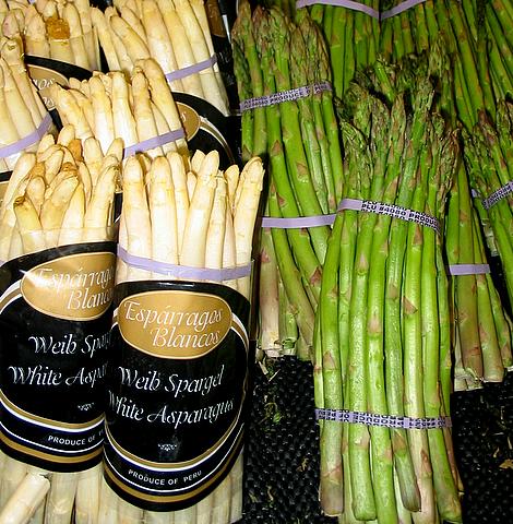 صور لبعض عائلات الخضر (البذور والنورات ) Asparagus_produce-1