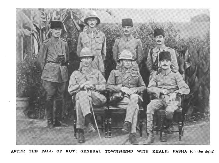 حصار الكوت .........الحرب العالمية الاولى Townshend%2C_Khalil_Pasha_after_Fall_of_Kut