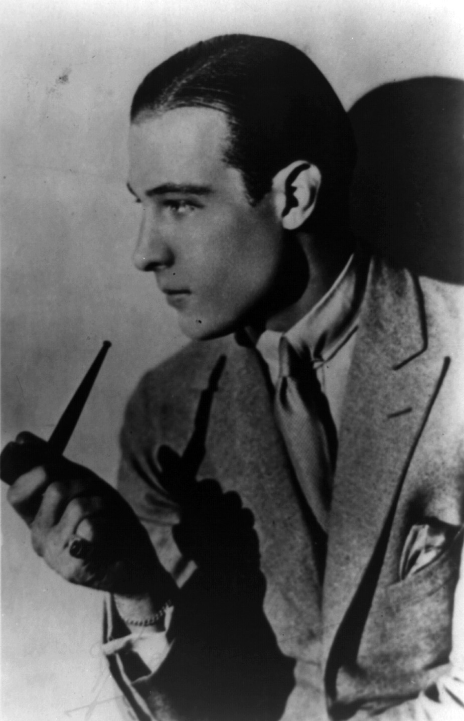 Descanse en paz…. Rudolph_Valentino_10