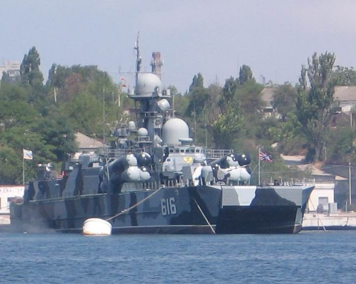 Bora class  الزورق الروسي الخطير . Bora_Class_Missile_Corvette_Samum