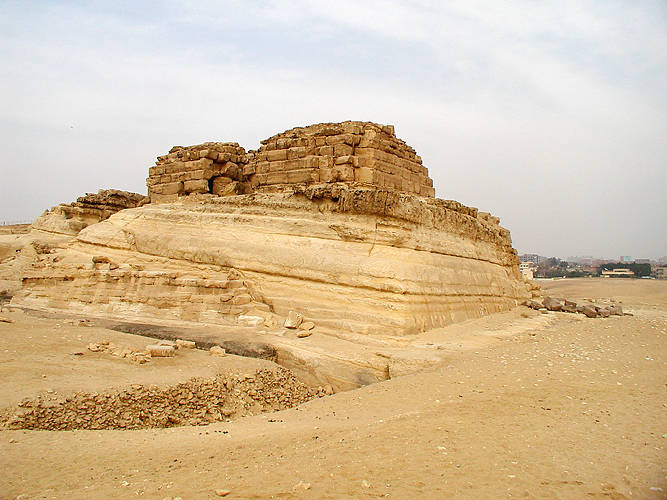 Visitar Guiza - Página 3 Tomb_of_Khentkaus_I