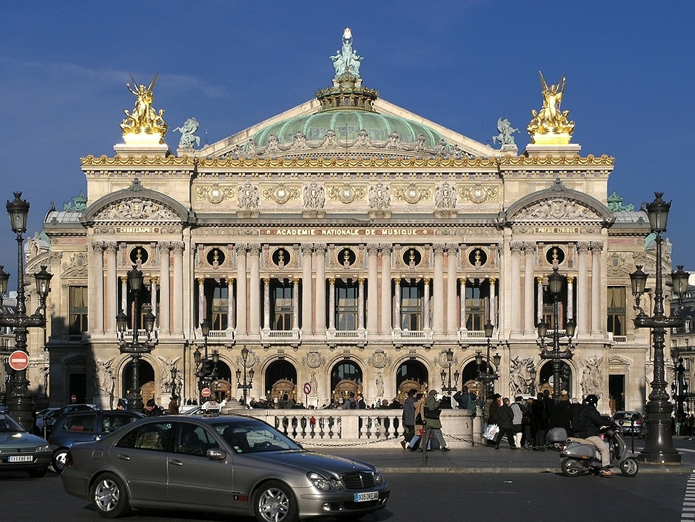 باريس ، عاصمة الاناقة و التحضر  Palais_Garnier