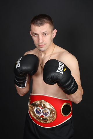 Tomasz Adamek VS Eddie Chambers Sábado 16 Junio, New Jersey, United States  Tomasz_Adamek_11