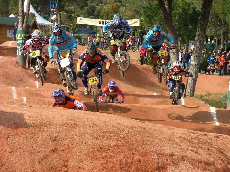 BMX bicikli BMX_racing_action_photo