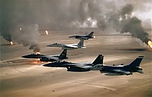 موسوعة قوات جوية امريكية أكبر والأكثر تكنولوجيا بين كل قوات الجو الموجودة في العالم 220px-USAF_F-16A_F-15C_F-15E_Desert_Storm_edit2