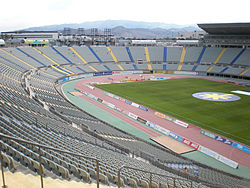 ¿A QUIÉN PERTENECE ESTE ESTADIO? - Página 3 250px-Estadiogc7septiembre2008