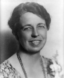 Nouvelles citations diverses 220px-Eleanor_Roosevelt_portrait_1933