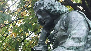 Efemrides - Pgina 4 300px-Spinoza-statue-the-hague