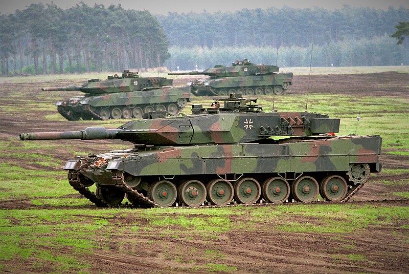 Leopard 2 tanks 800px-Leopard_2_A5_der_Bundeswehr