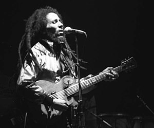 bob maRLy.. 300px-Bob-Marley-in-Concert_Zurich_05-30-80