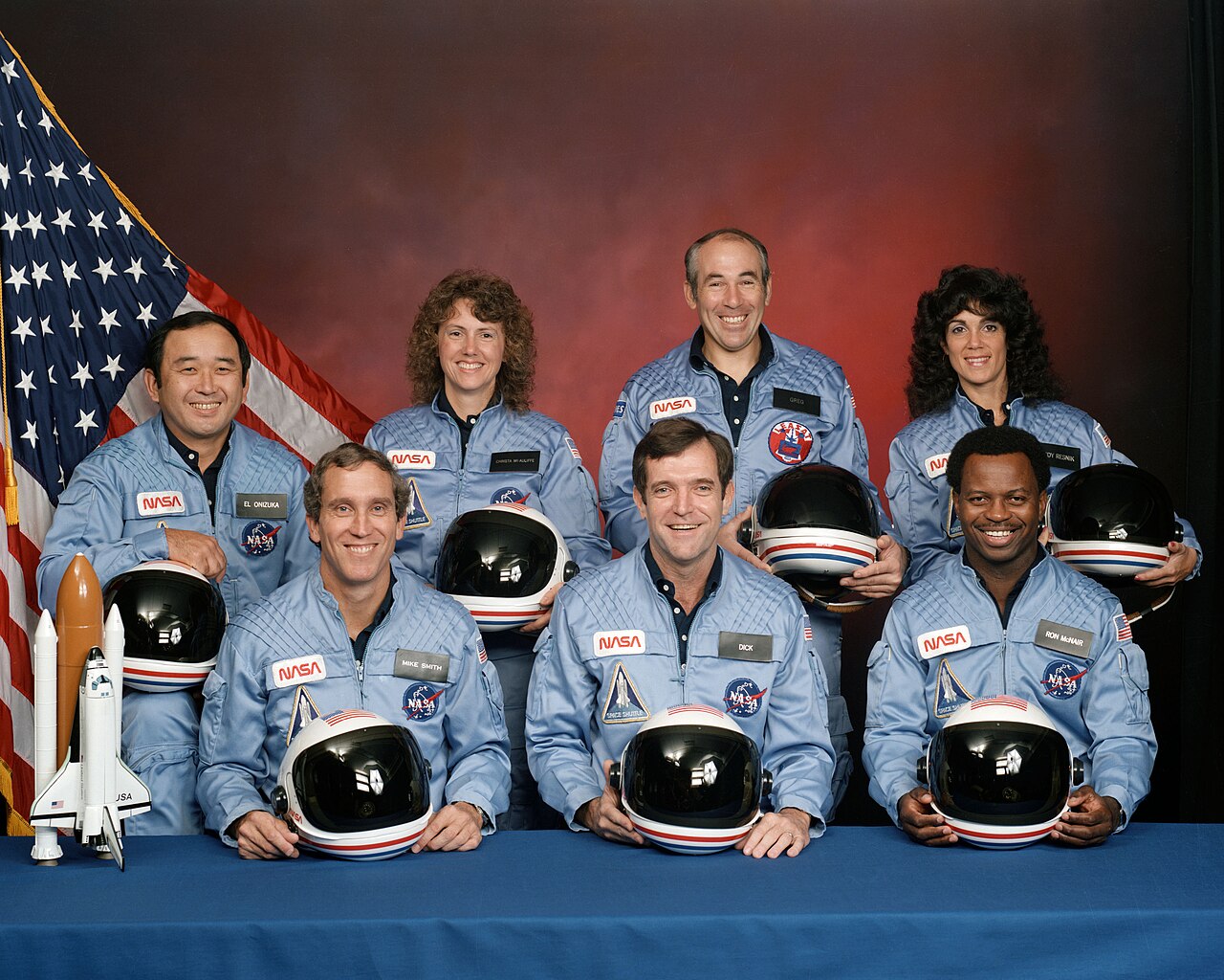 27 anni fa, l'esplosione del Challenger 1280px-Challenger_flight_51-l_crew